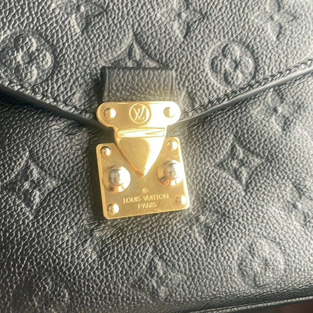 Louis Vuitton pochette Metis empreinte - Picture 12 of 12